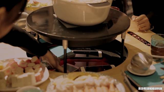 20201016/5f89a1935e61f.jpeg 智能火鍋桌.jpeg