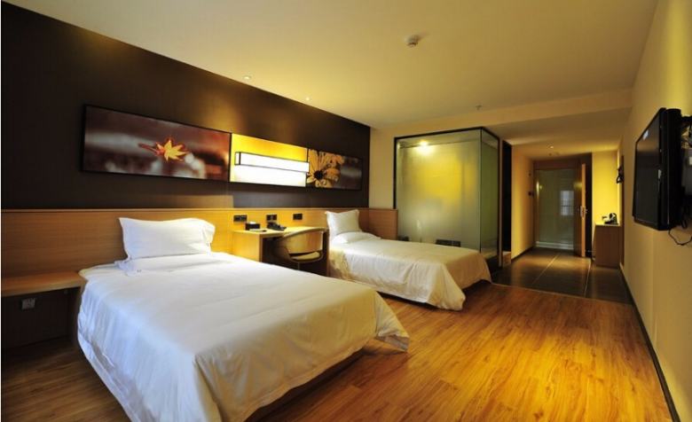 20201031/5f9ca6fc83b4d.jpg IU酒店.jpg