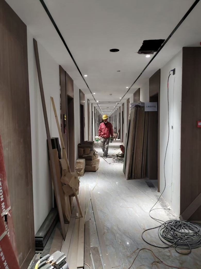 20210213/6027298fcd1d3.jpg 酒店客房過道裝修.jpg