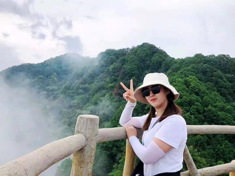 20220524/628ccc6f0e18f.jpg 博菲克財務部小姐姐.jpg