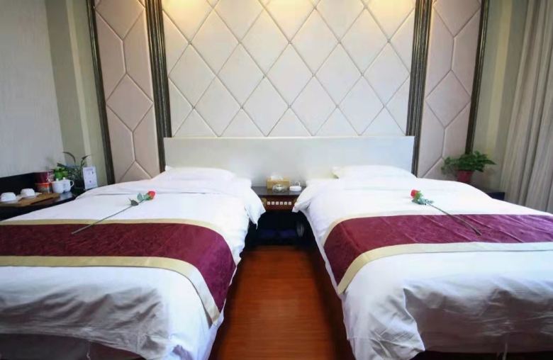 20221223/63a504acb73fc.jpg 西安酒店設(shè)計(jì)師現(xiàn)場(chǎng)驗(yàn)收.jpg