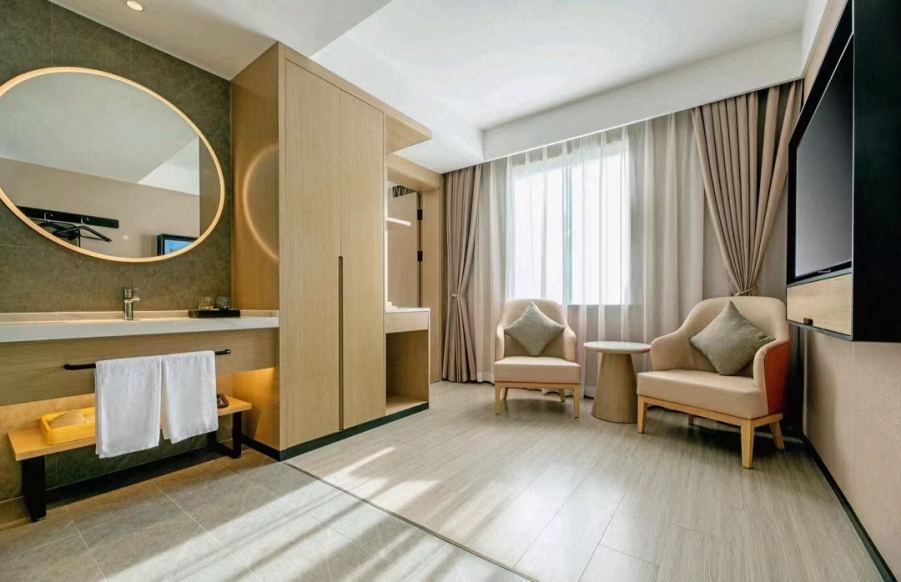 20230518/6466114679e58.jpg 星程酒店套房休閑椅.jpg