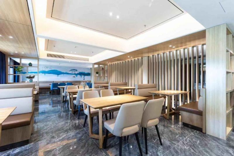 20230718/64b618bd159d2.jpg 酒店桌椅卡座沙發廠家.jpg