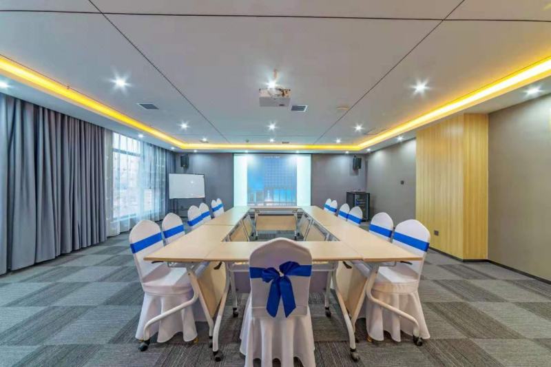 20230718/64b618cff3df9.jpg 會議桌椅.jpg