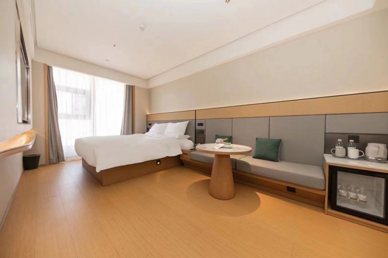 20240424/6628b0008081a.jpg 西安博菲克酒店家具加工車間.jpg